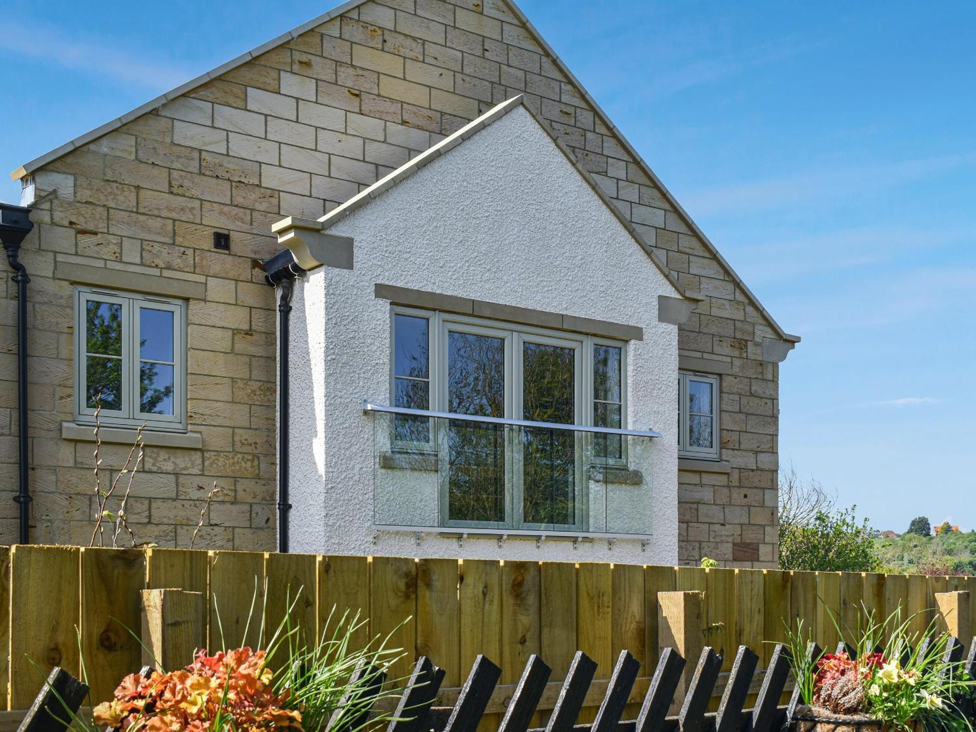 Whistle Stop Whitby Exterior foto